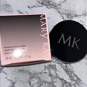 Mary Kay Translucent Loose Powder